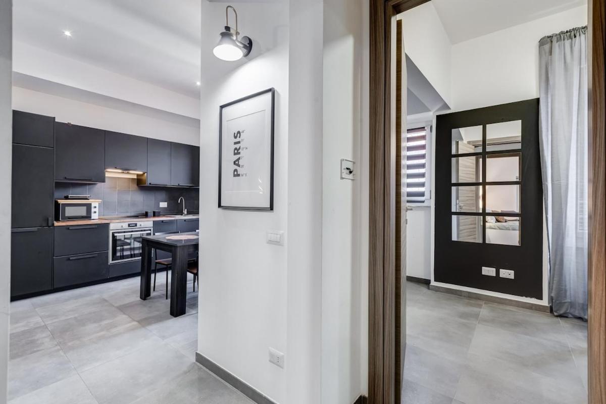 Bdc - Majestic 4-bdr In Termini Apartment Rome